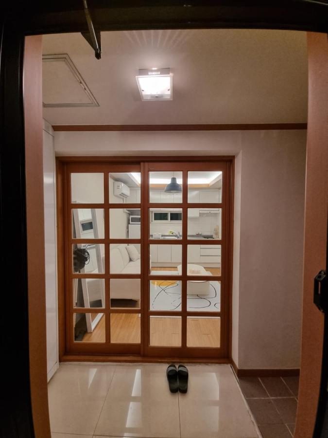 Complace H Seoul Exterior photo